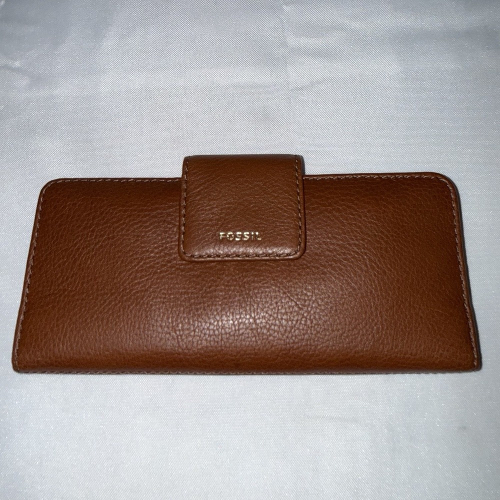 NWT FOSSIL Madison Clutch Brown Pebbled Leather Bi-fold Wallet Card Holder